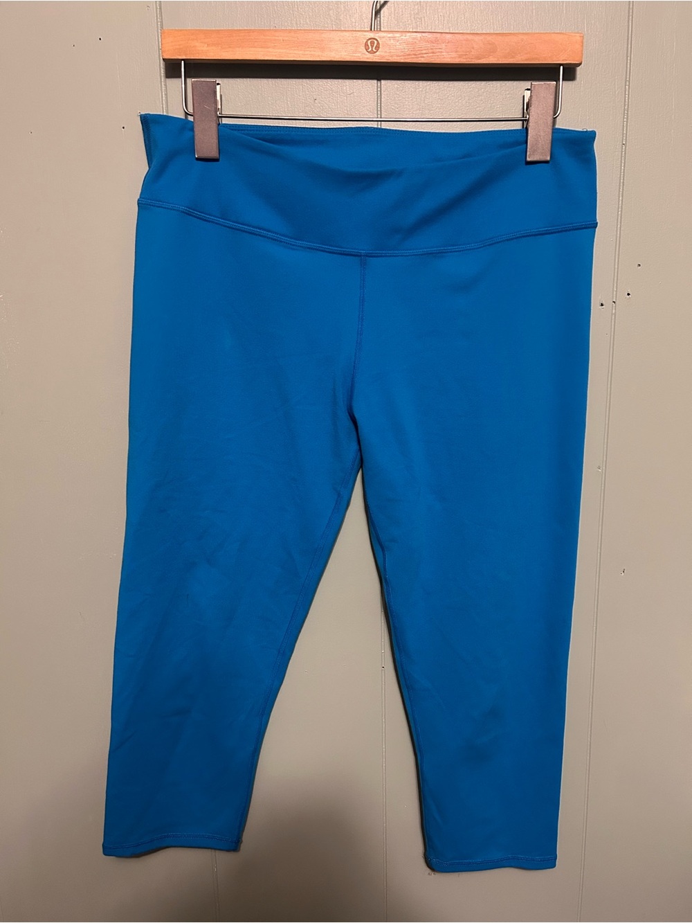 Fabletics Cobalt Blue High-Rise Capri Leggings